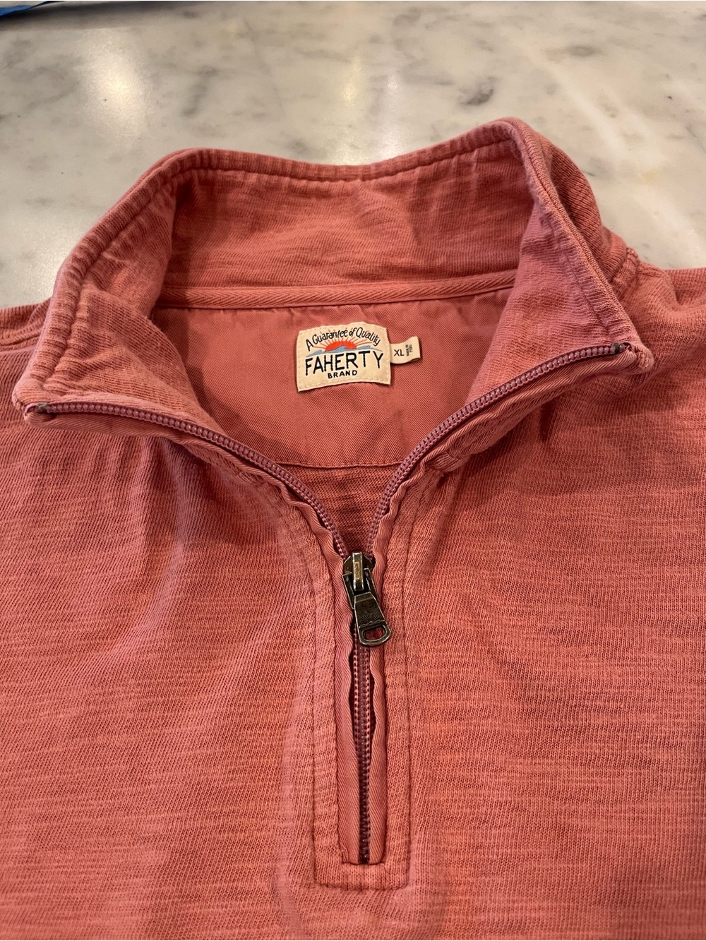 Faherty Men’s Quarter-Zip Sweater – Dusty Rose/ Sunwashed Red